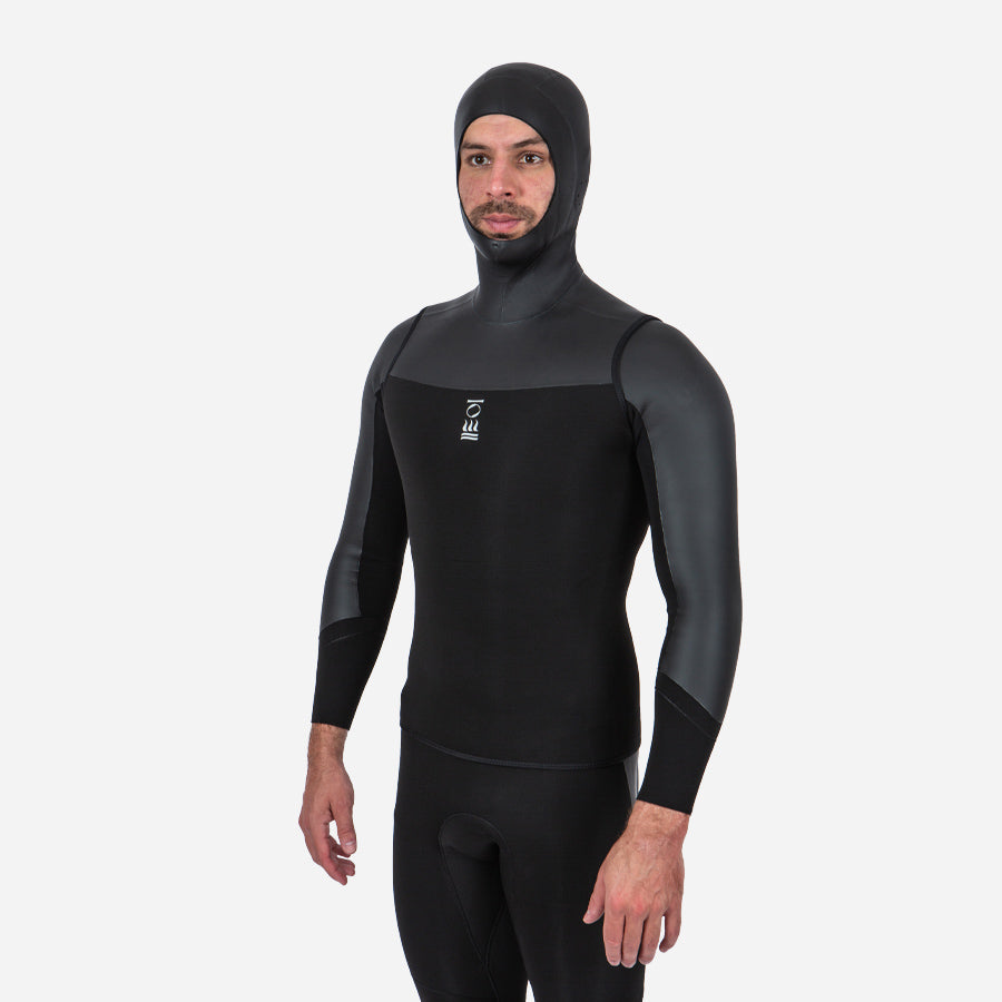 Fourth Element RF1 Men’s Freediving Vest, front view