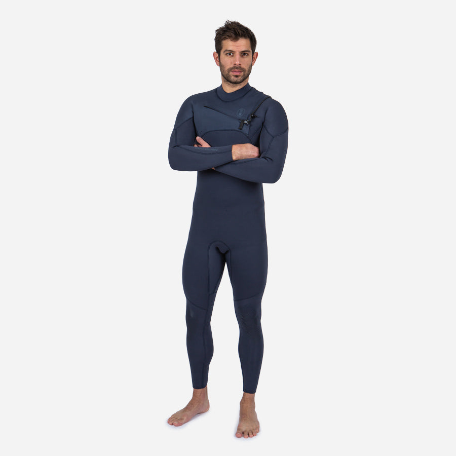 Fourth Element Men's Surface Suit 4/3mm, front view
