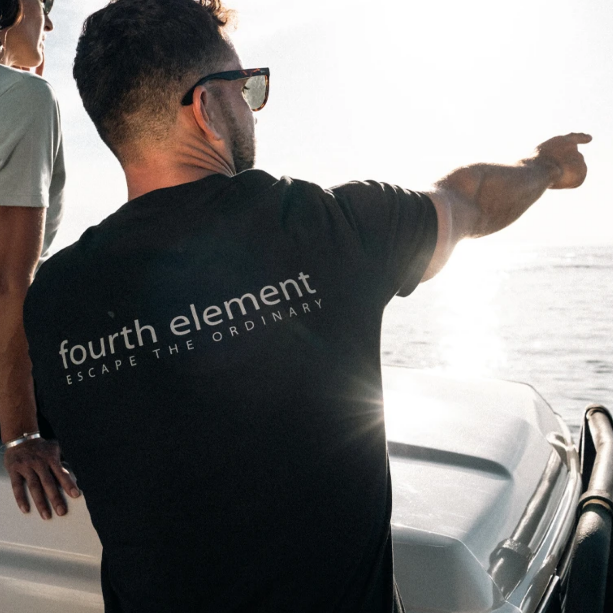 Fourth Element Men's Escape the Ordinary T-Shirt in organic cotton for scuba divers and ocean lovers