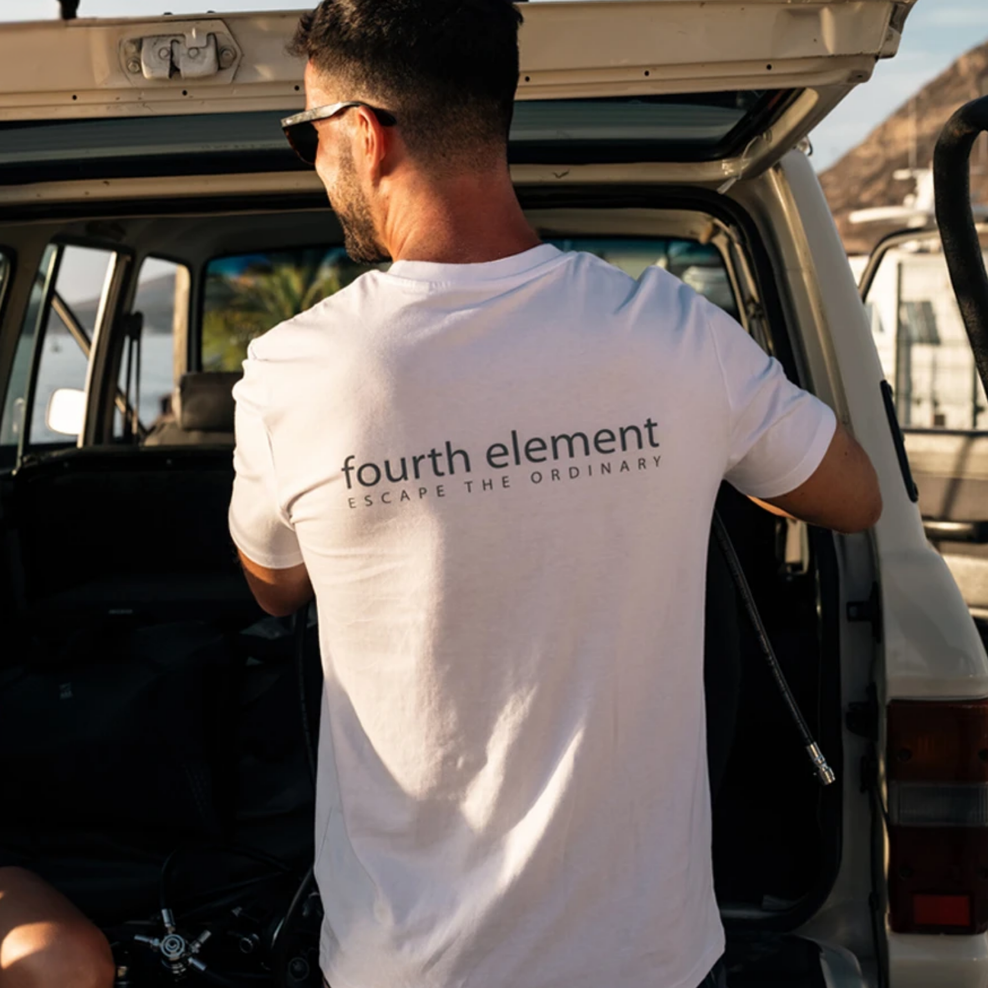 Fourth Element Men's Escape the Ordinary T-Shirt in organic cotton for scuba divers and ocean lovers