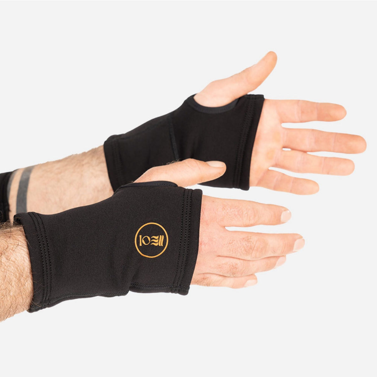 Fourth Element Xerotherm Wrist Warmers – black Polartec thermal drysuit wrist warmers for dry glove air equalisation and cold-water diving