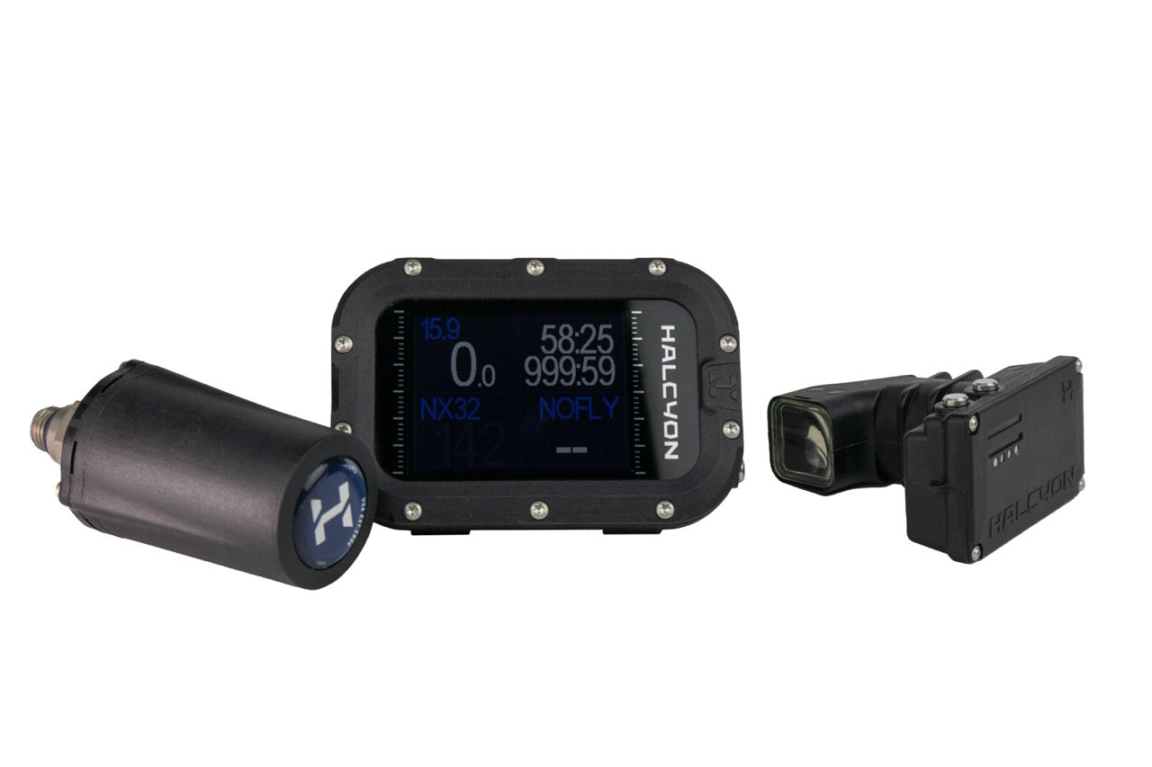 Halcyon Symbios Handset with HUD and Tank-Pod on white background