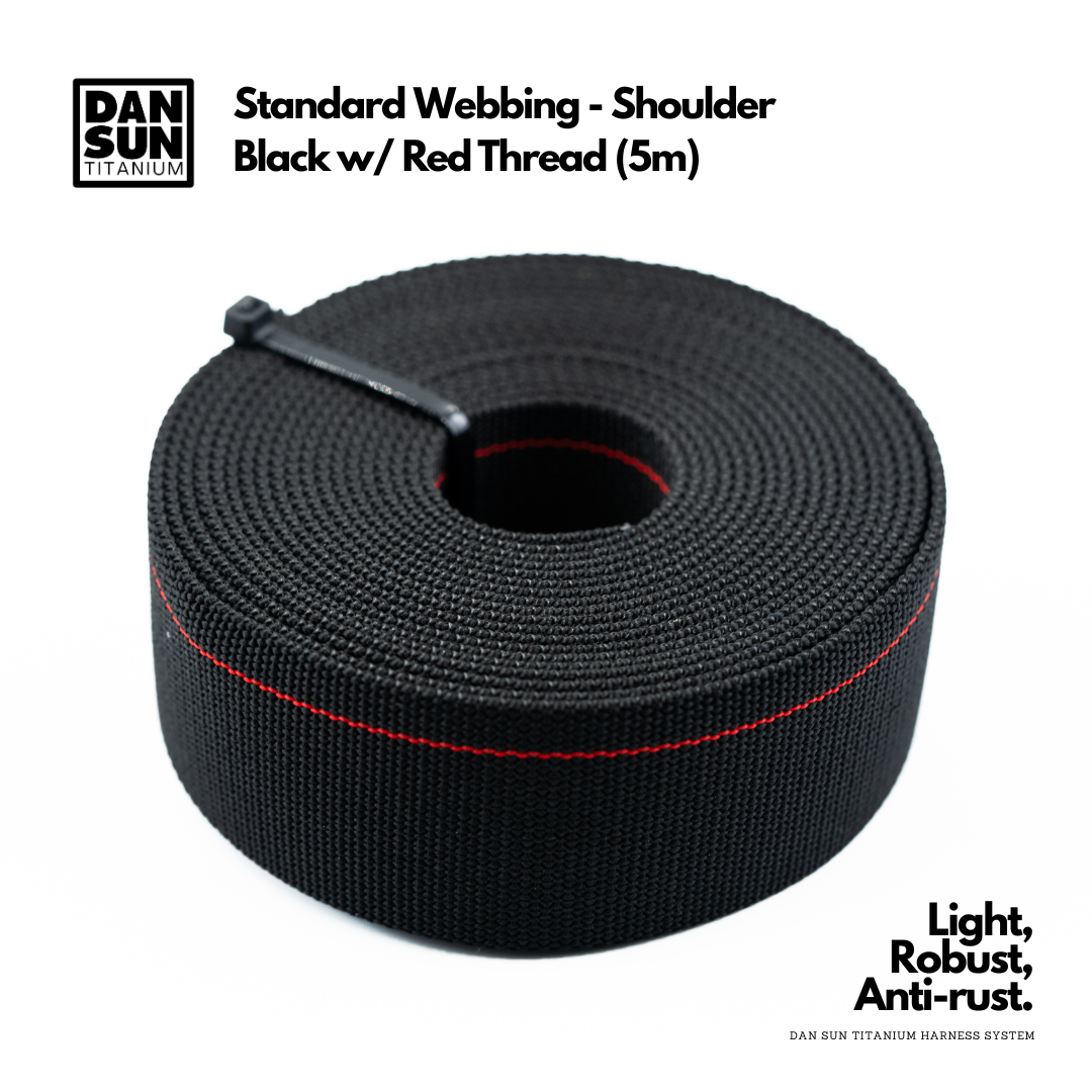 Black shoulder webbing with red thread, 5 m