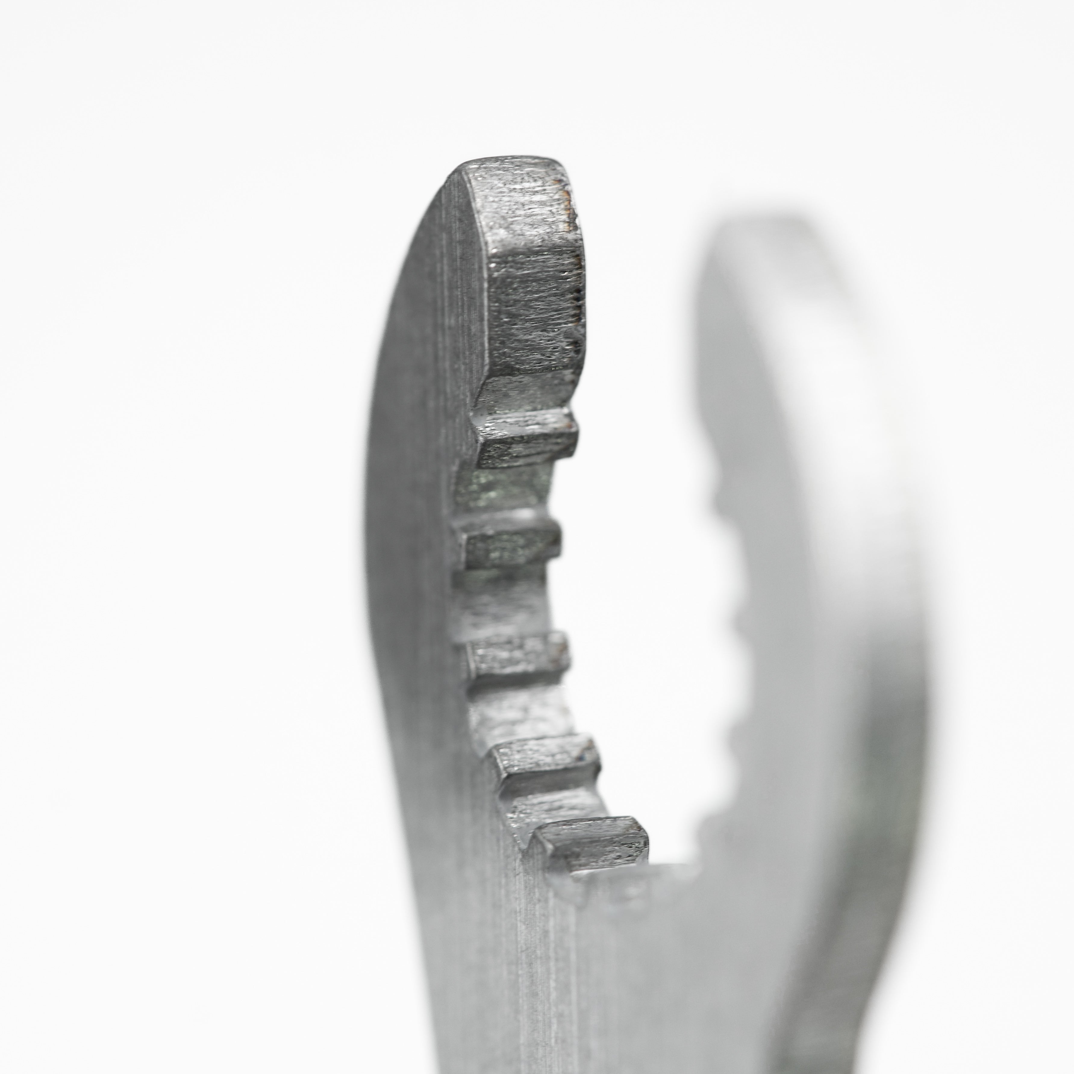 Notched jaw of the Scubapro regulator tool, close-up