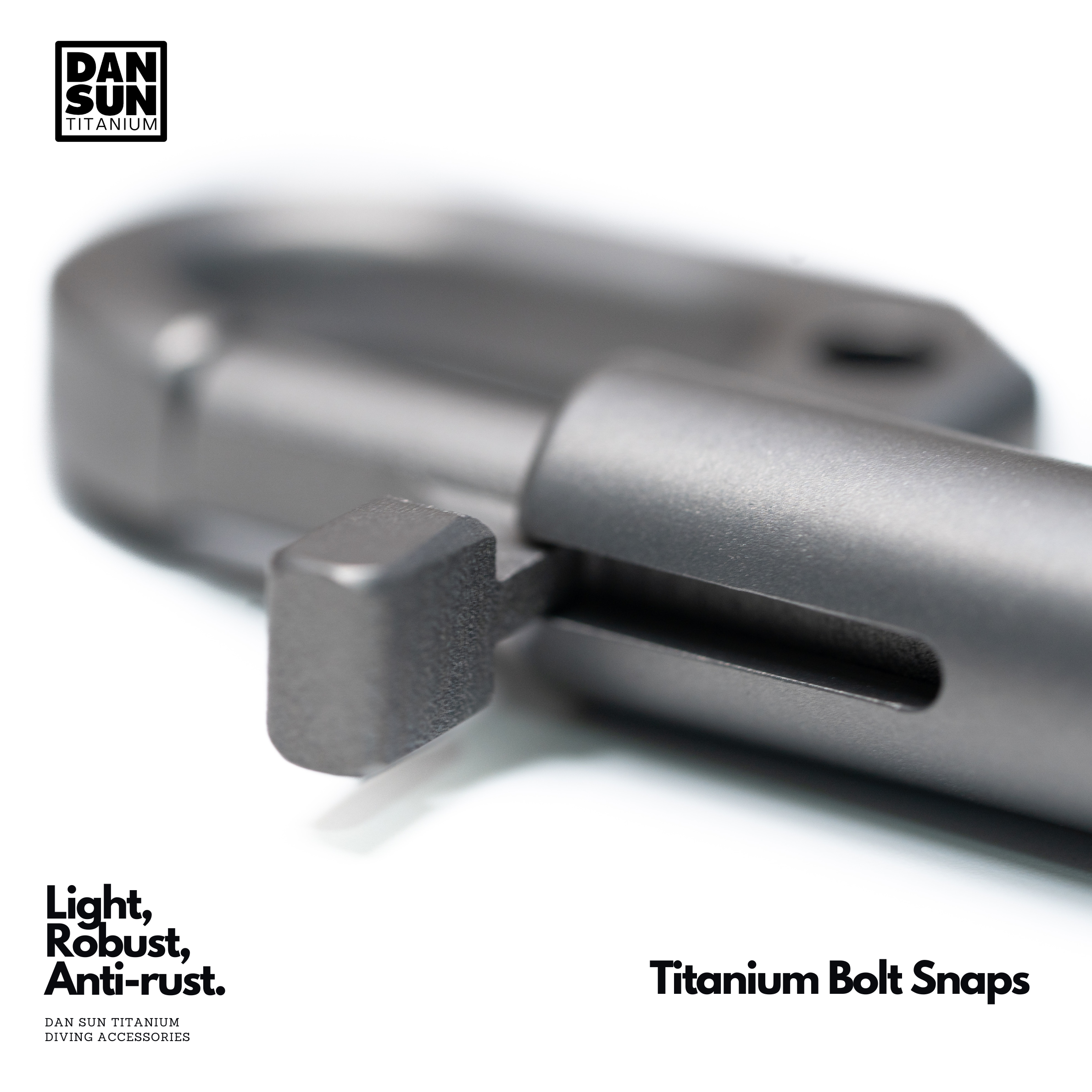 Titanium bolt snap trigger detail