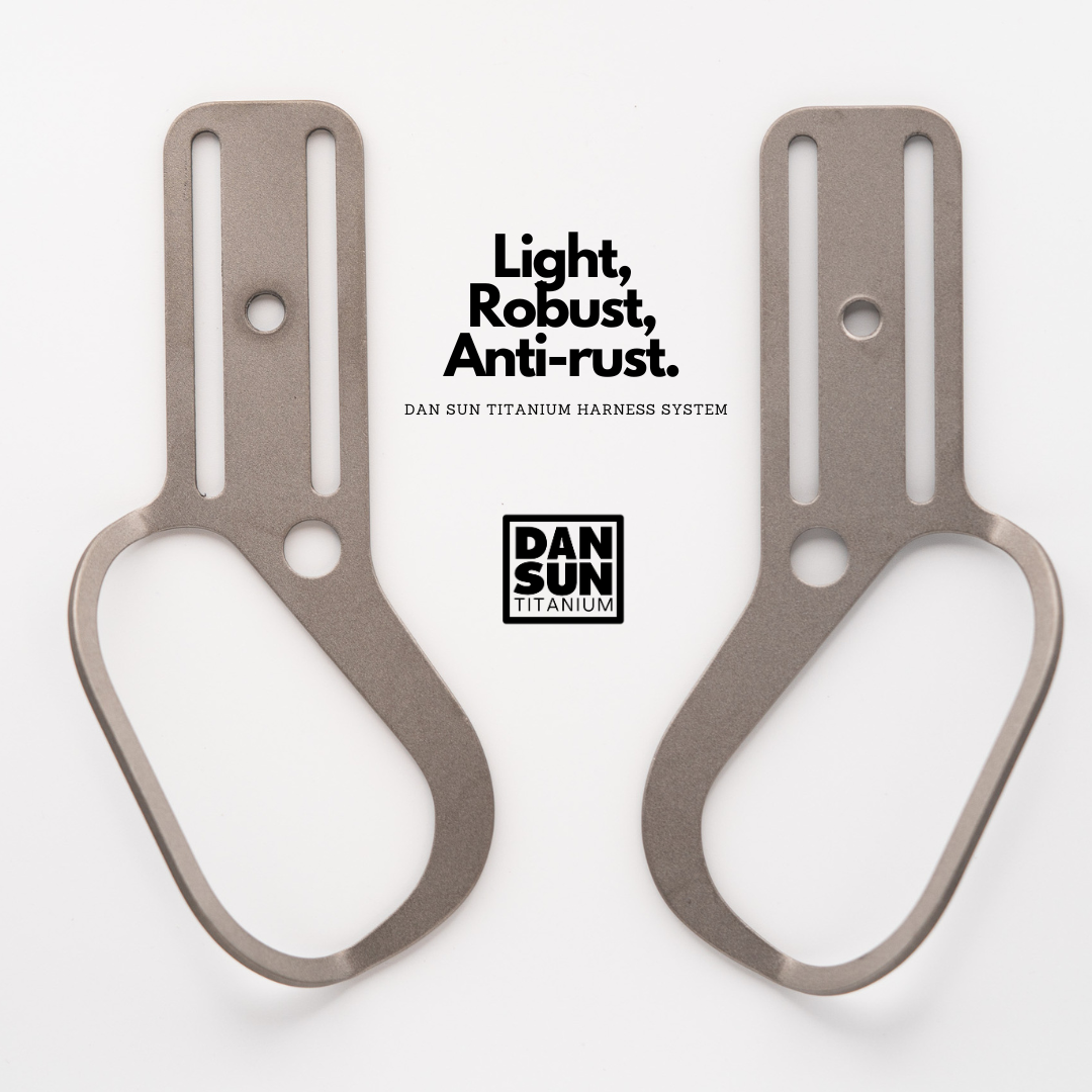 Two DanSun titanium curved waist back D-rings