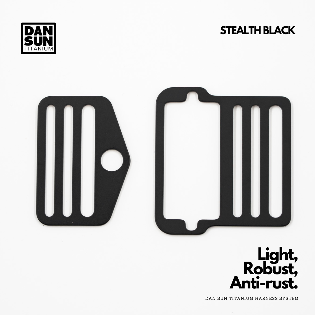 Stealth black titanium quick release waist buckle