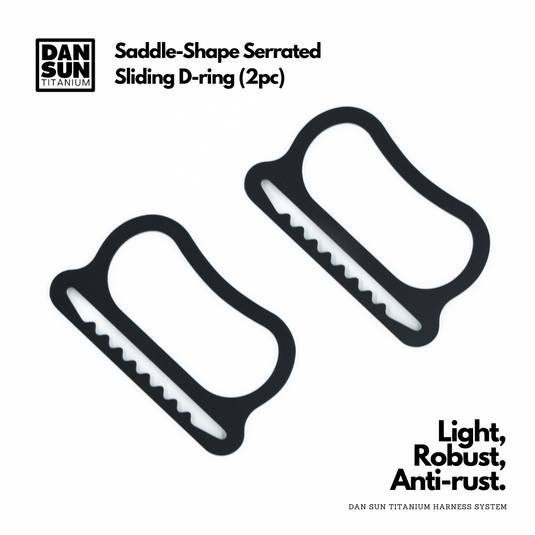 Stealth black saddle-shaped serrated sliding D-rings