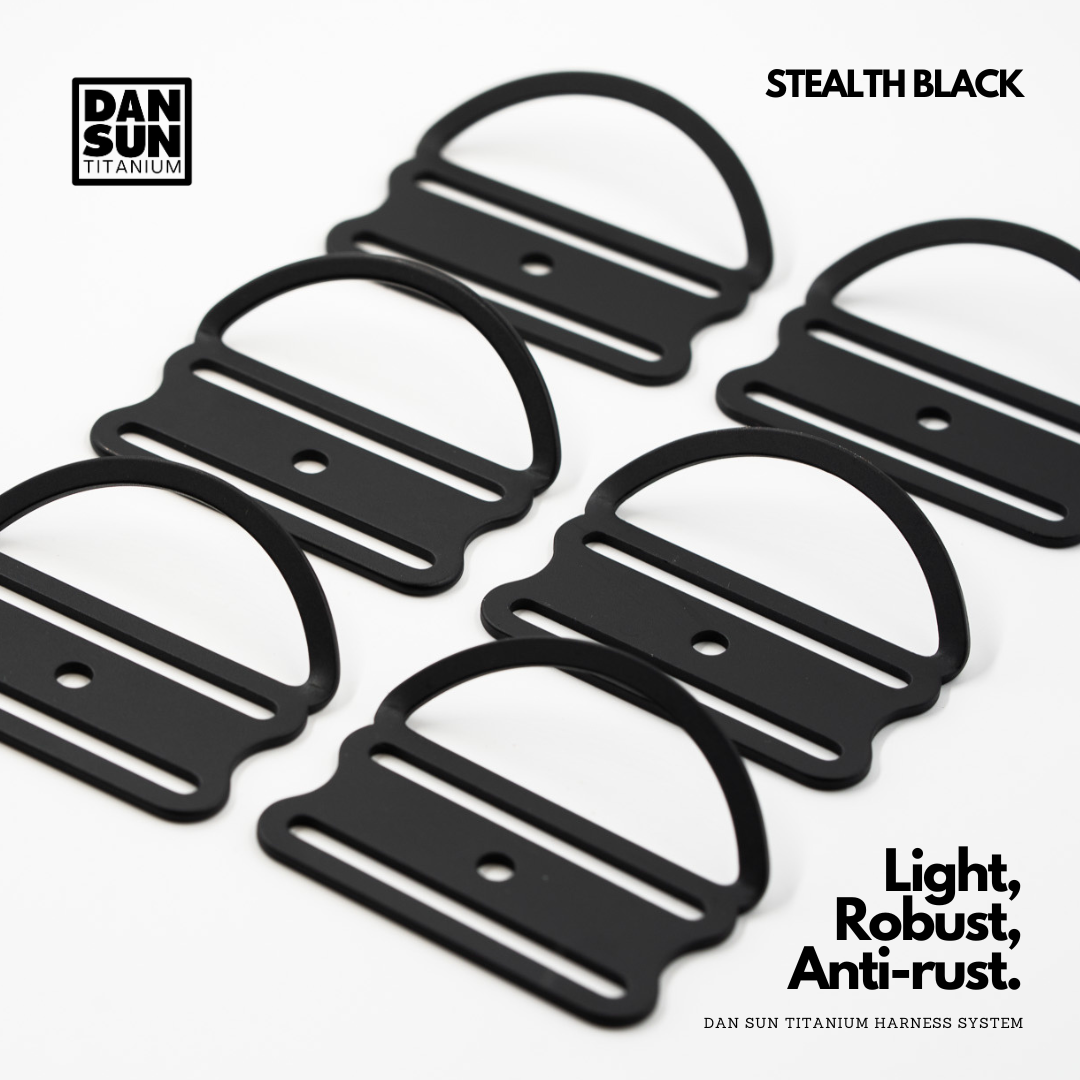 Stealth black tri-glides with D-ring, close-up