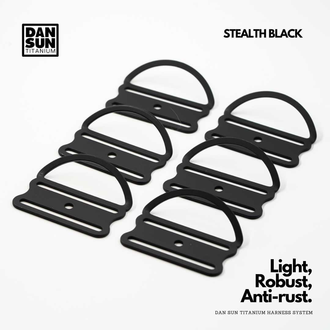 Six stealth black titanium tri-glides with D-ring