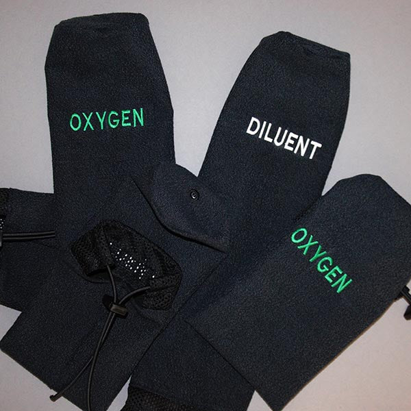 Dluxe Kevlar cylinder covers with OXYGEN and DILUENT embroidery