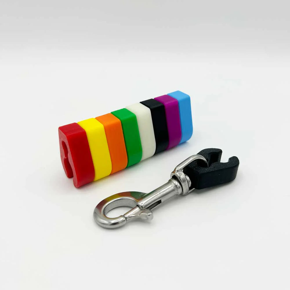 Quick release hose clips in many colours with a bolt snap