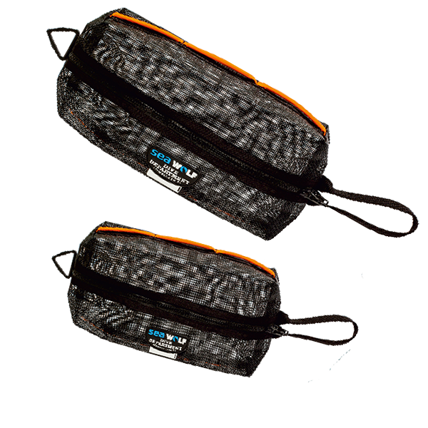 Two Dluxe mesh bags for dive accessories