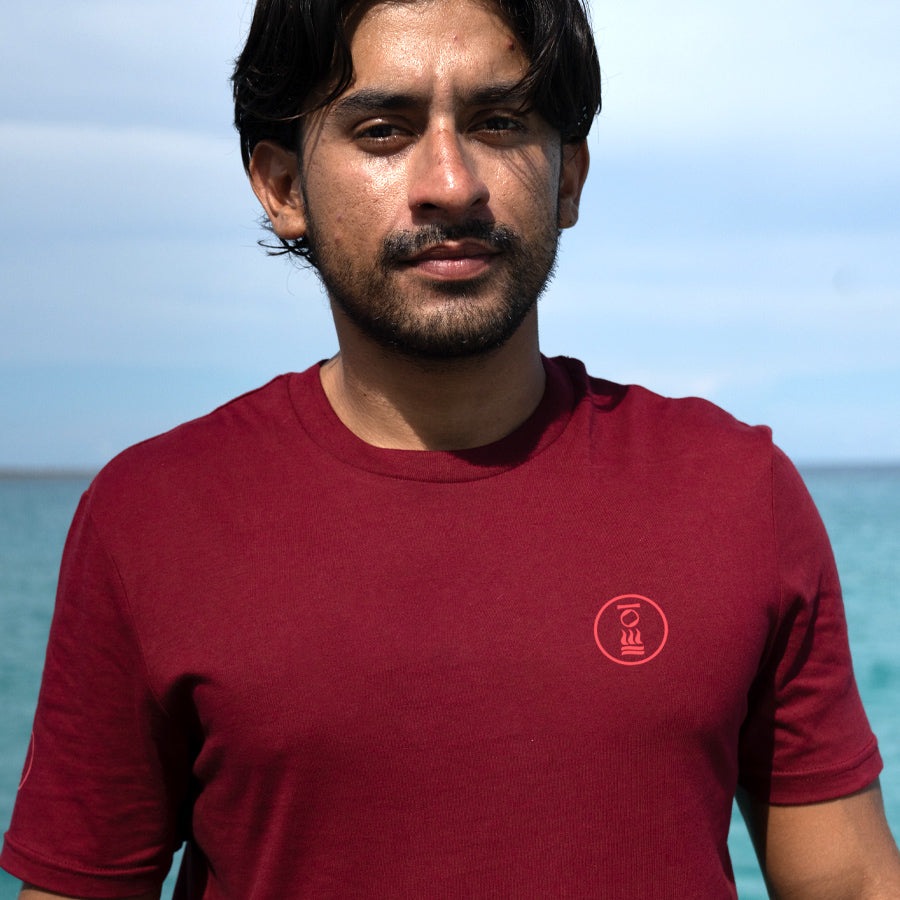 Fourth Element Men´s Jellyfish T-Shirt, worn by a diver