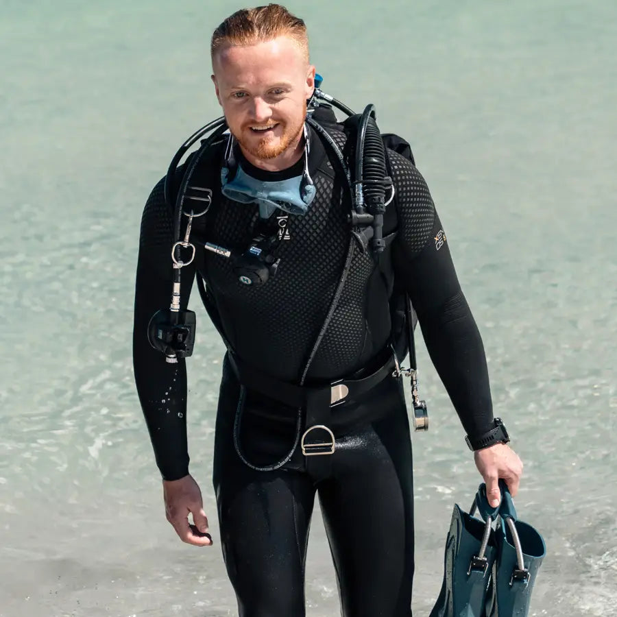 Fourth Element Men's Xenos ARC 5mm Wetsuit, worn by a diver